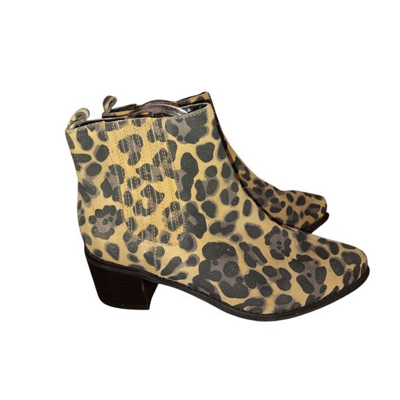 Blondo Elvina Waterproof Bootie ankle boot leopard print size 8.5 - Picture 1 of 6